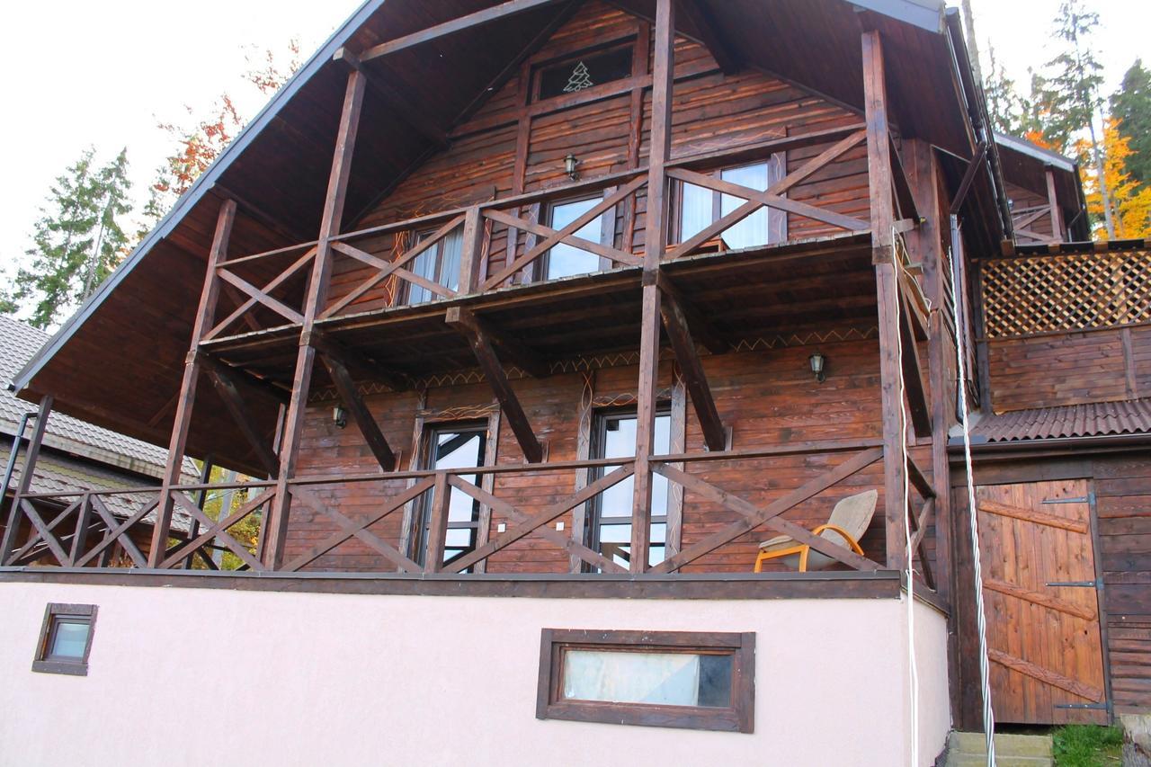 Szlachta Cottage Boekovel Buitenkant foto