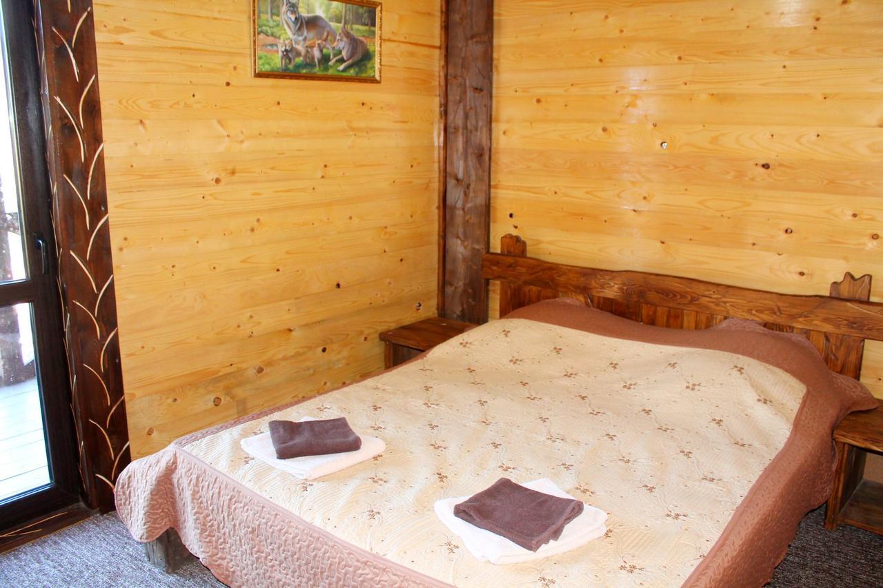 Szlachta Cottage Boekovel Buitenkant foto