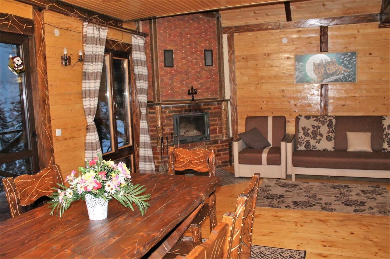 Szlachta Cottage Boekovel Buitenkant foto
