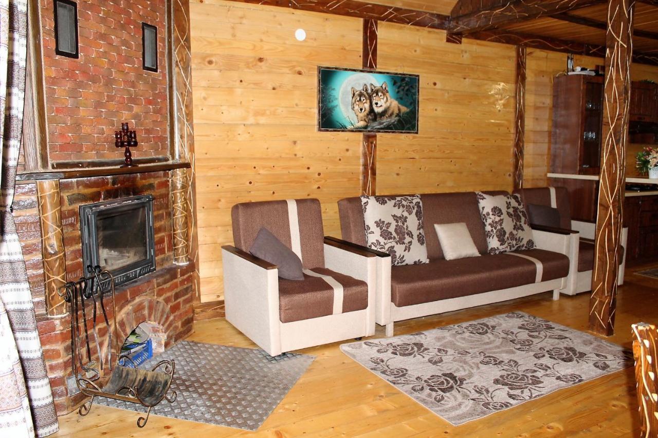 Szlachta Cottage Boekovel Buitenkant foto